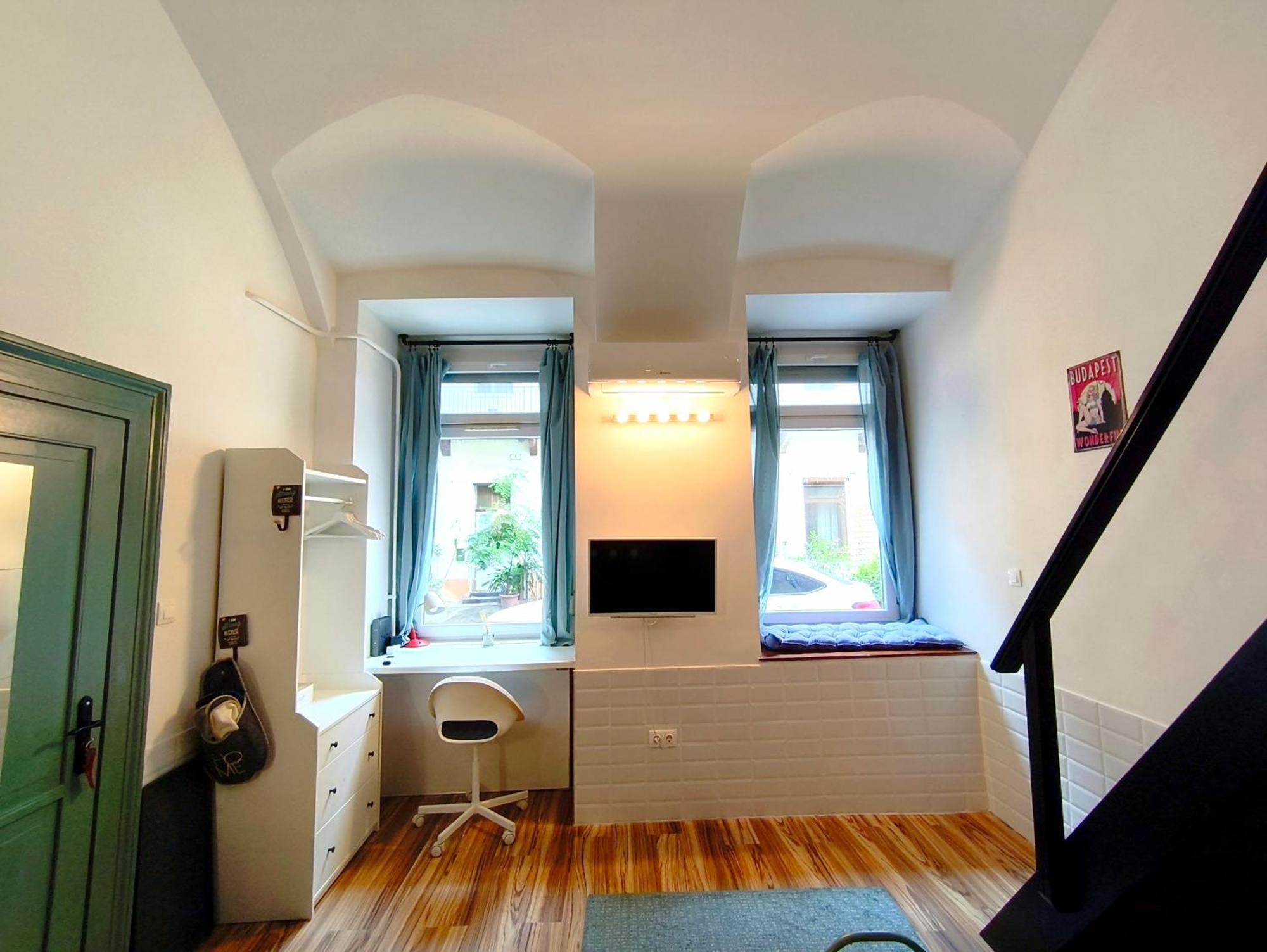 Mooki Rumbach Apartment Budapest